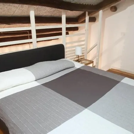 Apartman Le Vinelle Brattirò
